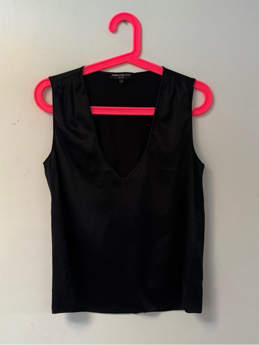 GENERATION LOVE black sleeveless vneck top silk charmeuse size XS